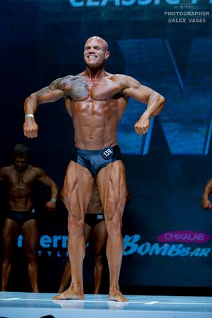 СLASSIC PHYSIQUE НОВИЧКИ